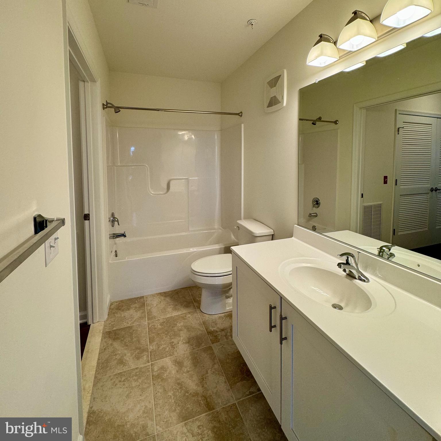 24160 PORT LANE #309