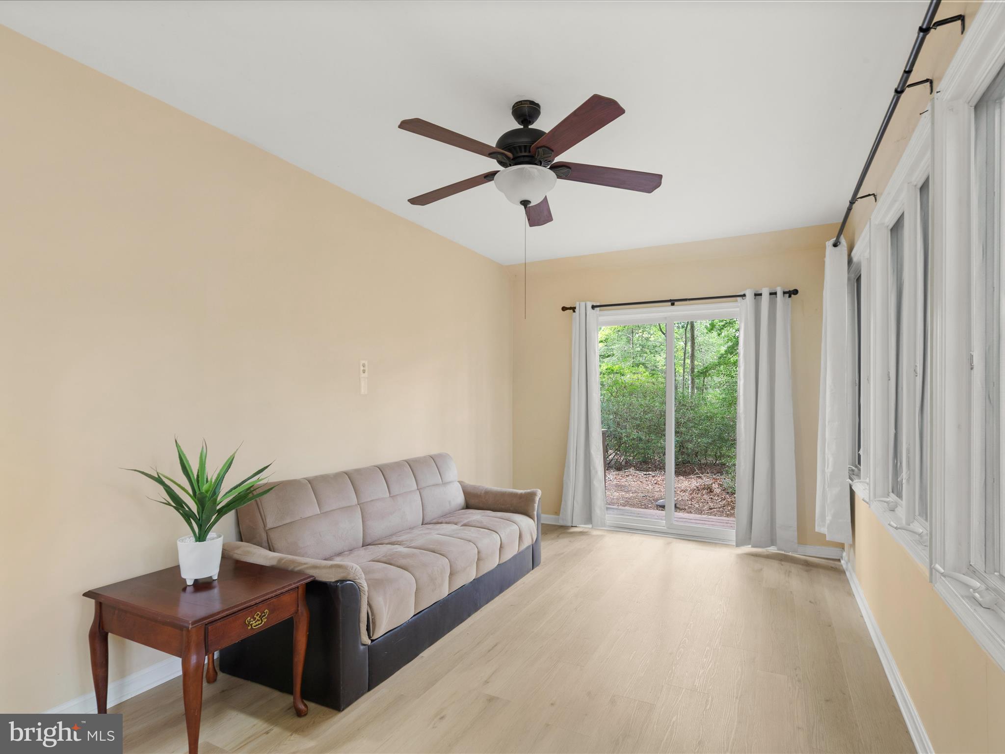 5 LIGHTHOUSE COURT