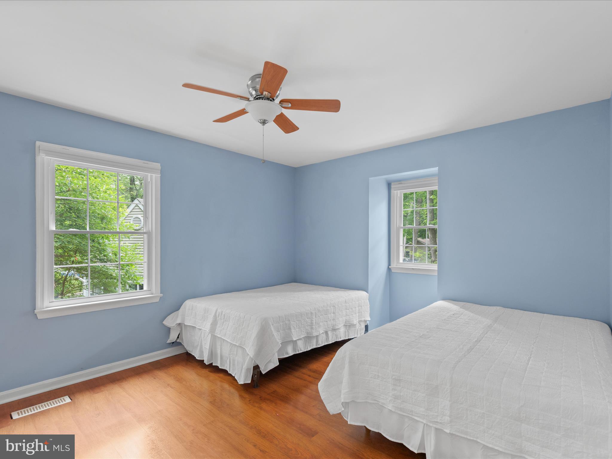 5 LIGHTHOUSE COURT