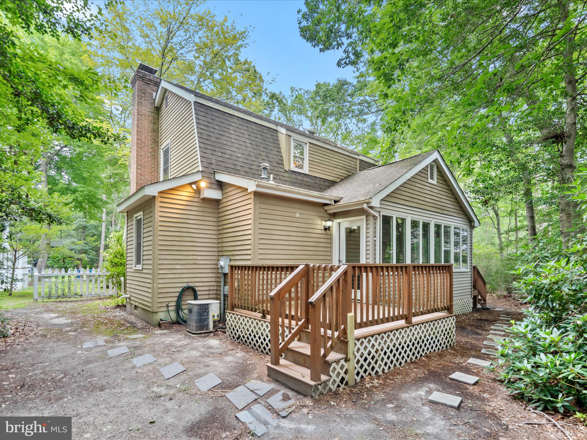 5 LIGHTHOUSE COURT