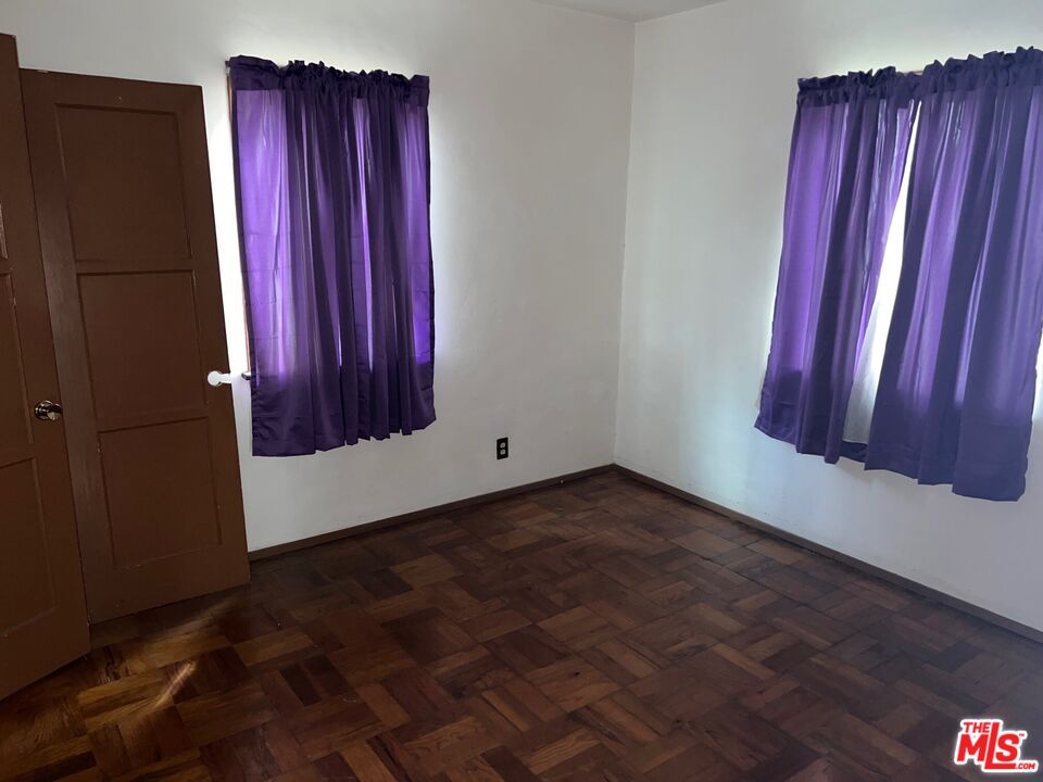 2035 W Canton St