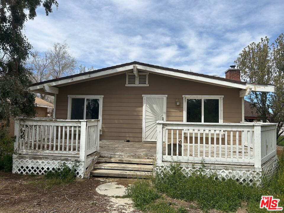 9707 E Avenue S4