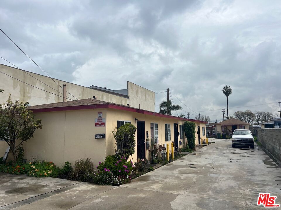 7816 Eastern Ave