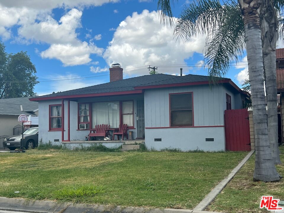 10915 Cord Ave