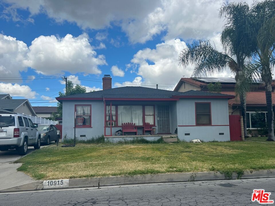10915 Cord Ave