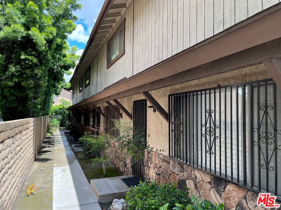 8631 Rosecrans Ave Unit: C