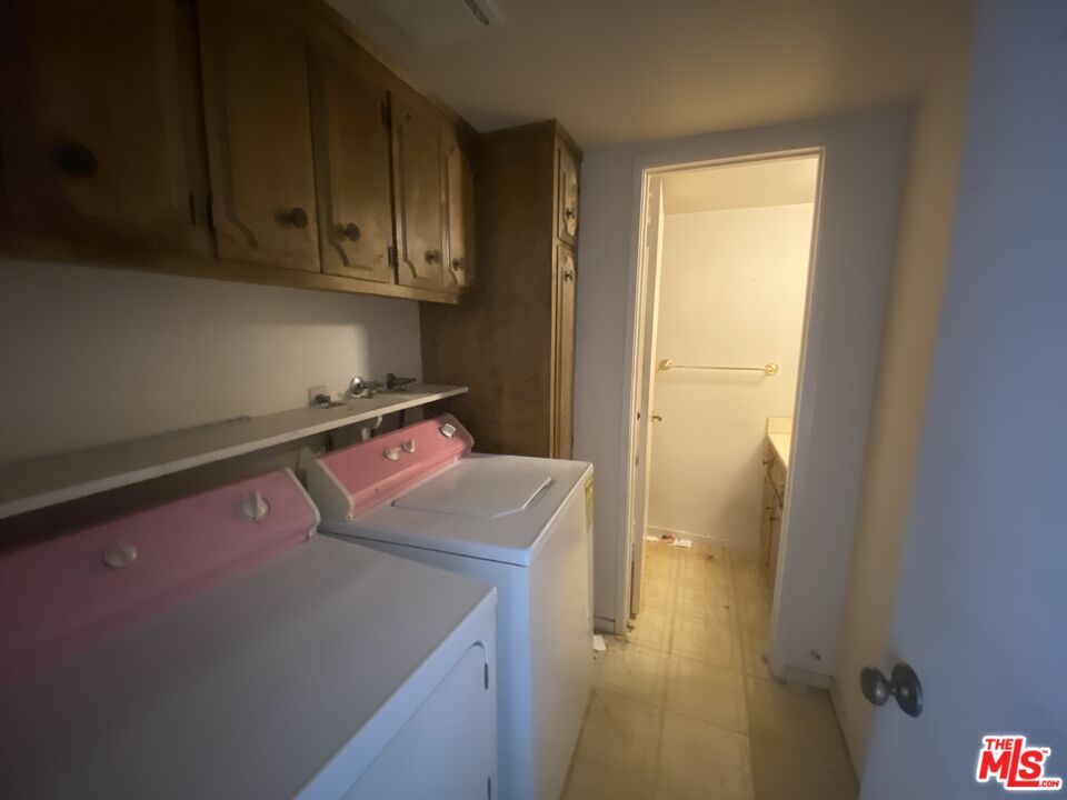 8631 Rosecrans Ave Unit: C