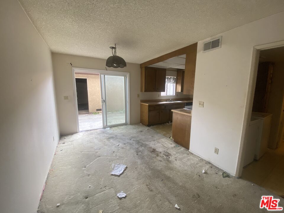 8631 Rosecrans Ave Unit: C
