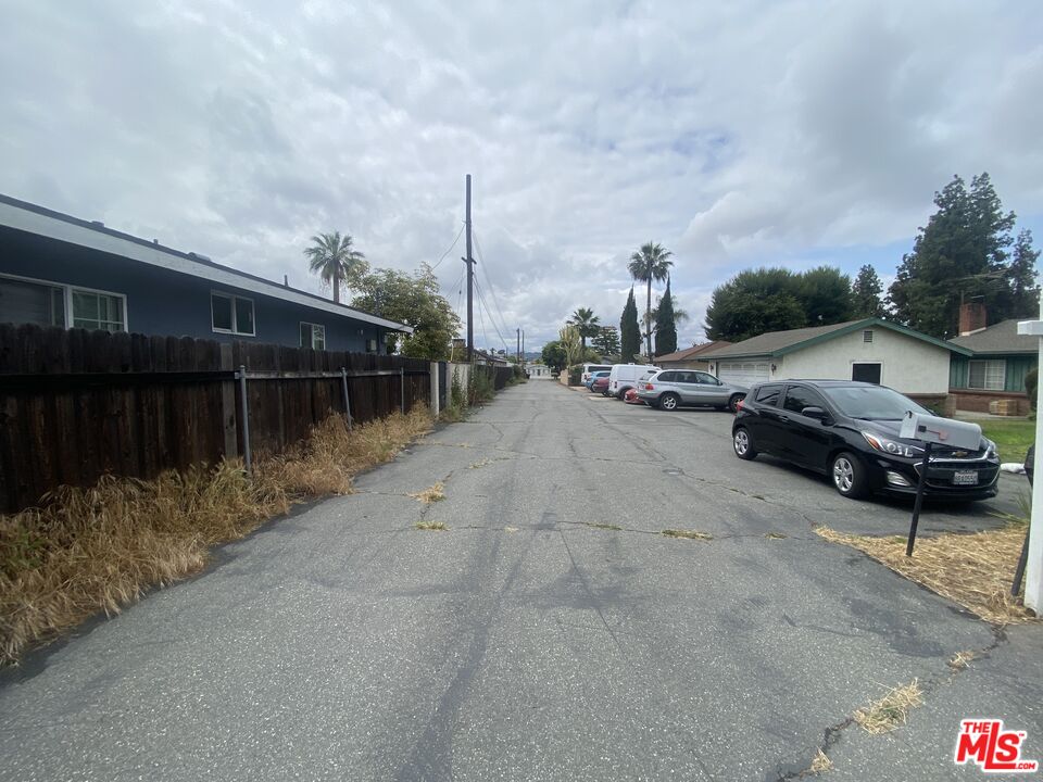 20831 E Cienega Ave
