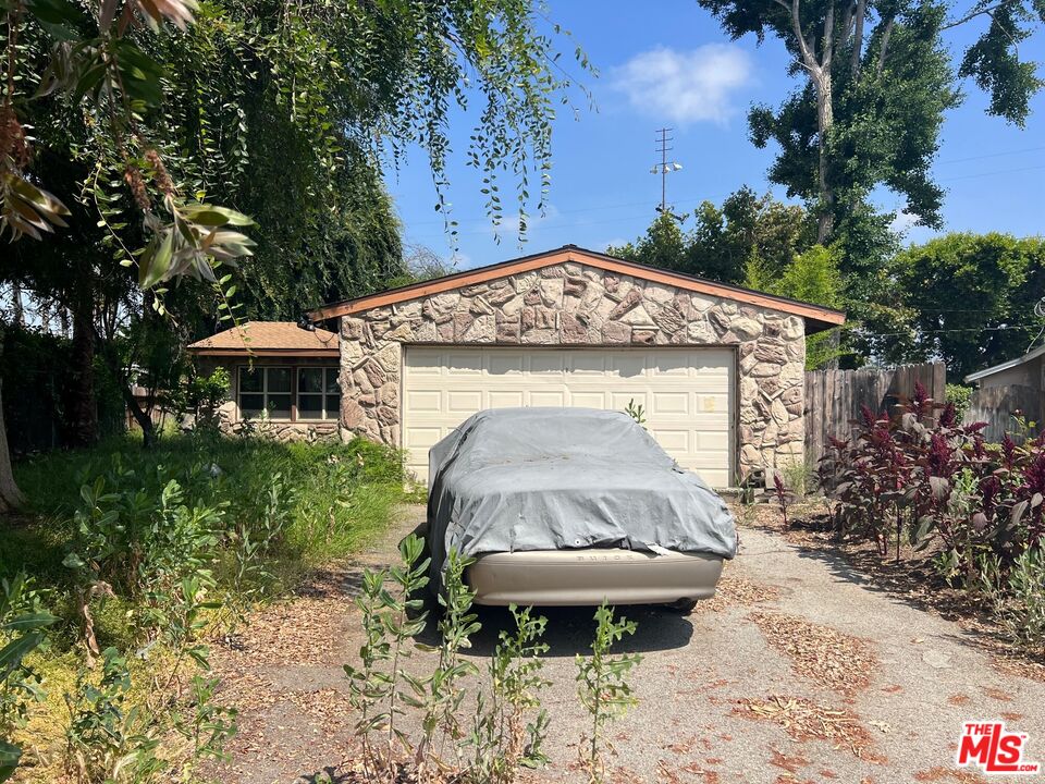 447 W Tudor St