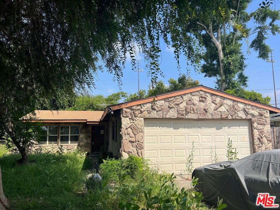 447 W Tudor St