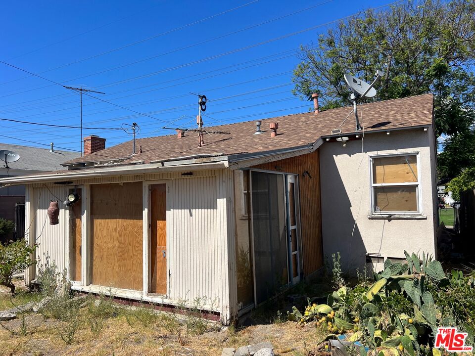 1237 N Whitnall Hwy