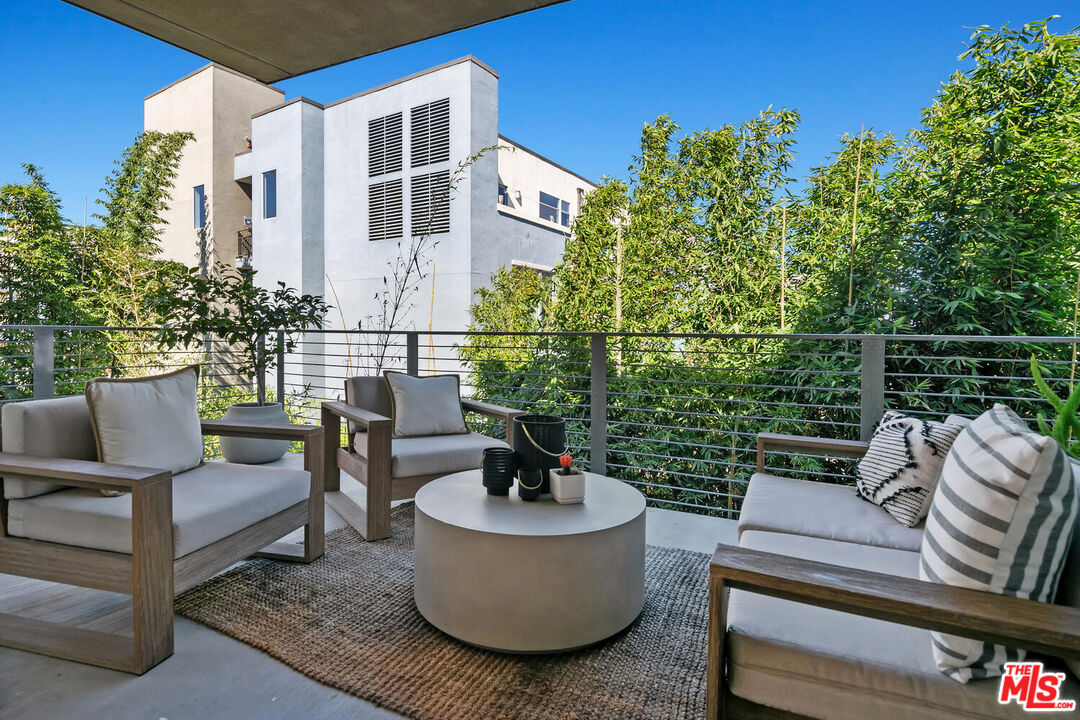 4080 Glencoe Ave Unit: 311