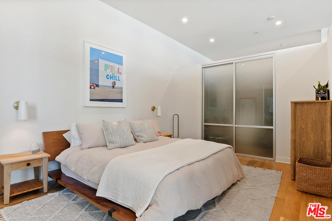 4080 Glencoe Ave Unit: 311