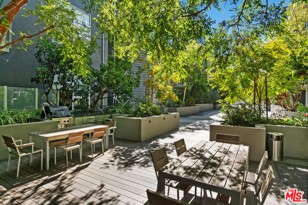 4080 Glencoe Ave Unit: 311