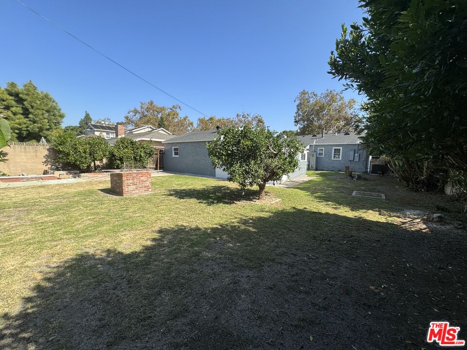 4215 Heather Rd