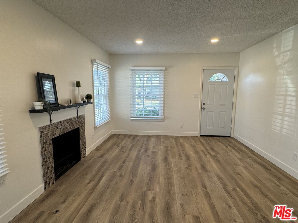 4215 Heather Rd
