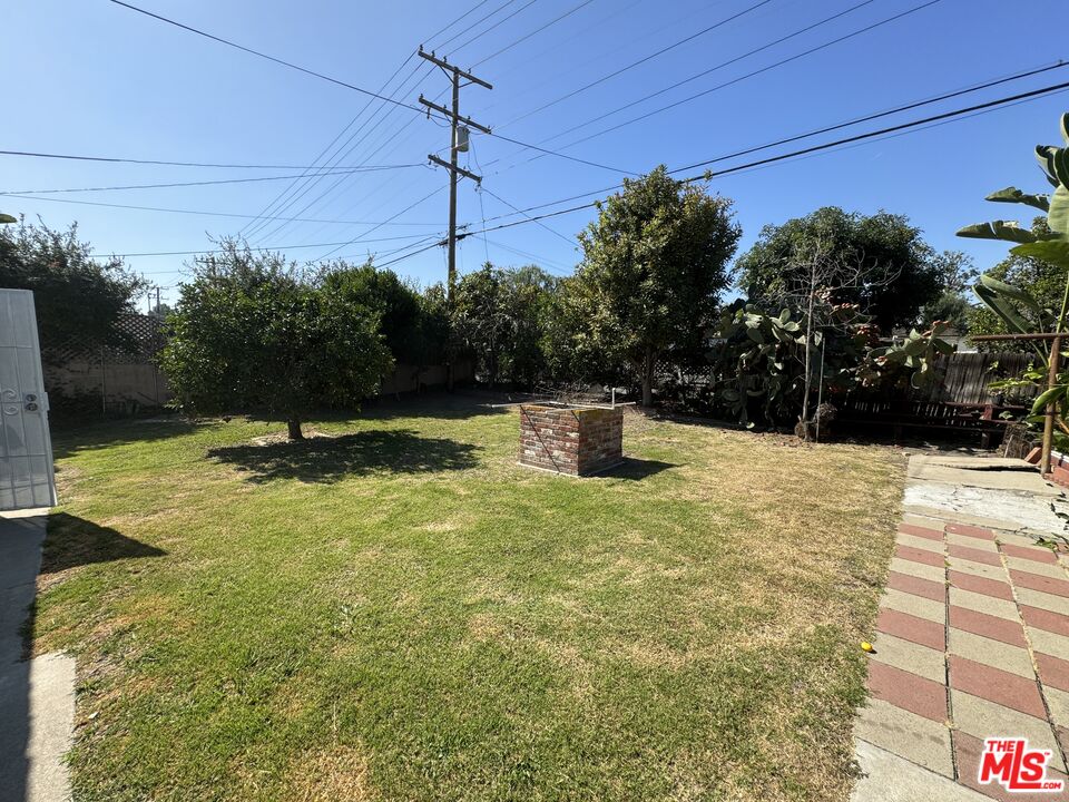 4215 Heather Rd