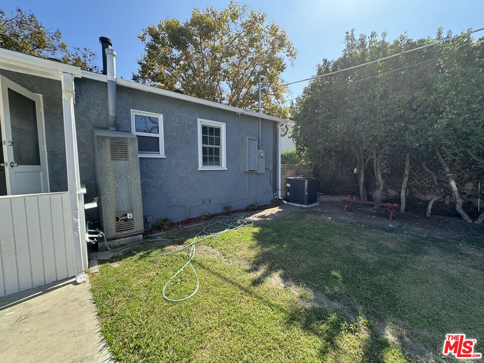 4215 Heather Rd
