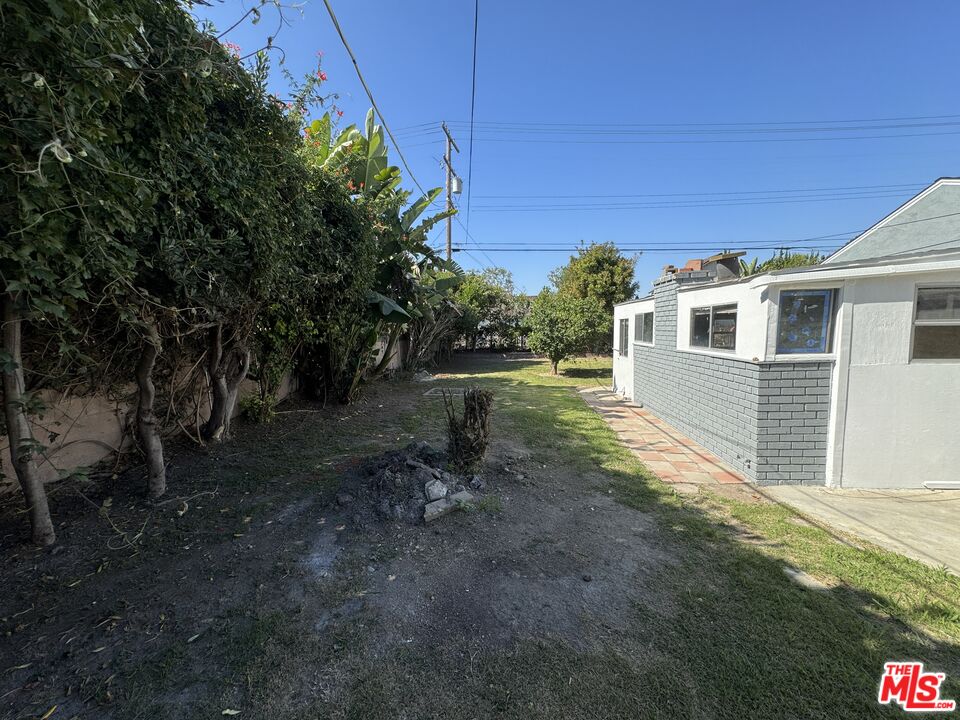 4215 Heather Rd