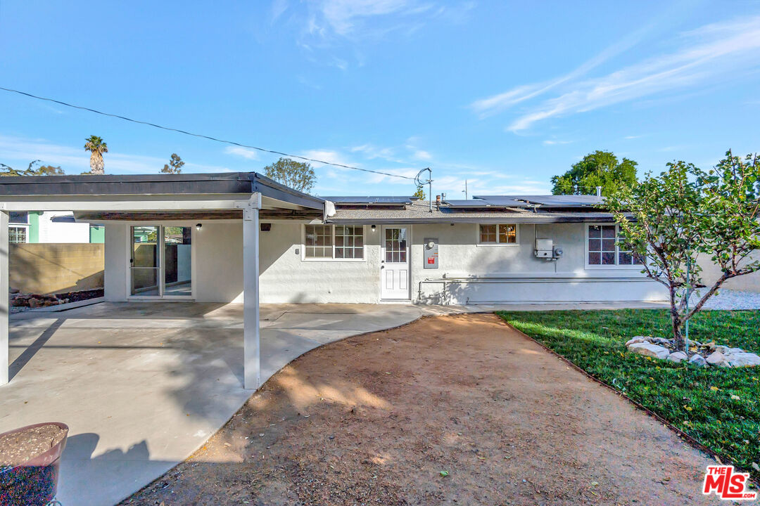 2240 Gregory Ln