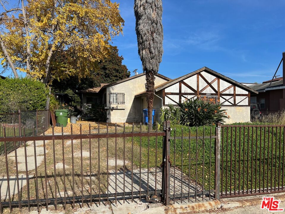 4936 Coolidge Ave