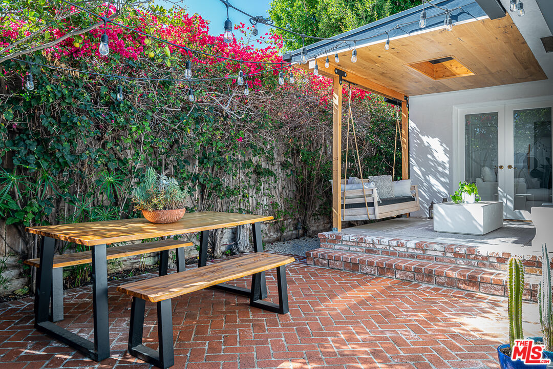 750 N Sierra Bonita Ave