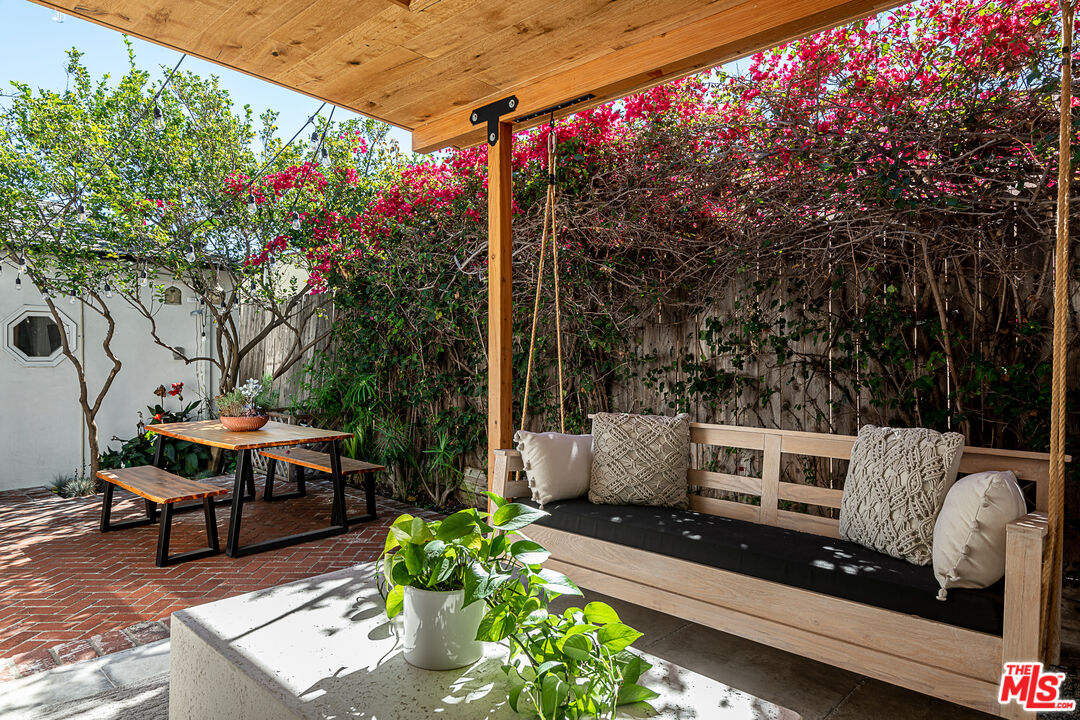 750 N Sierra Bonita Ave