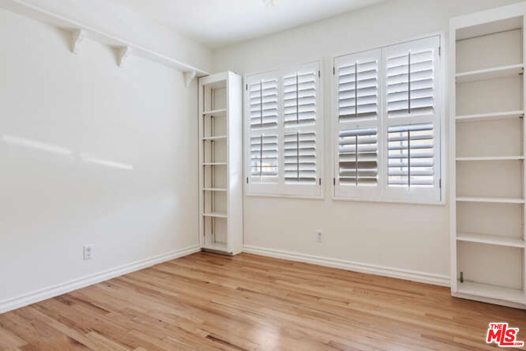 13958 Peach Grove St