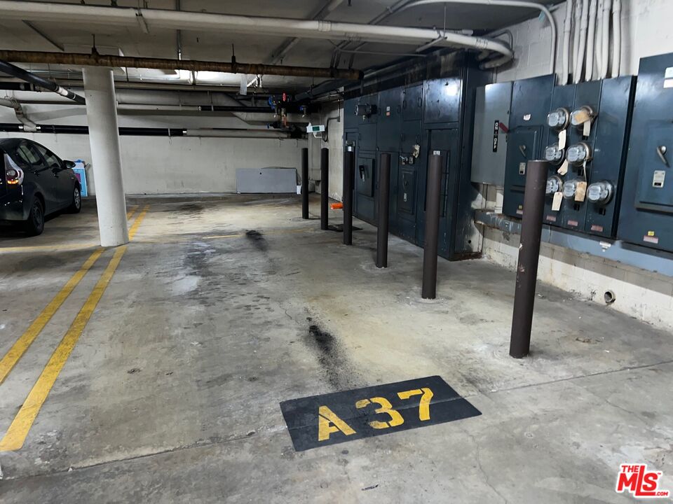 1745 Camino Palmero St Unit: 107