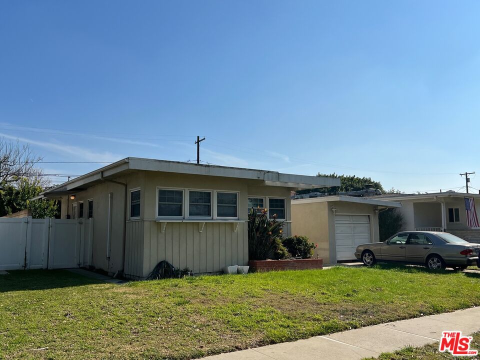 3518 Faust Ave