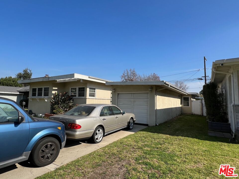 3518 Faust Ave