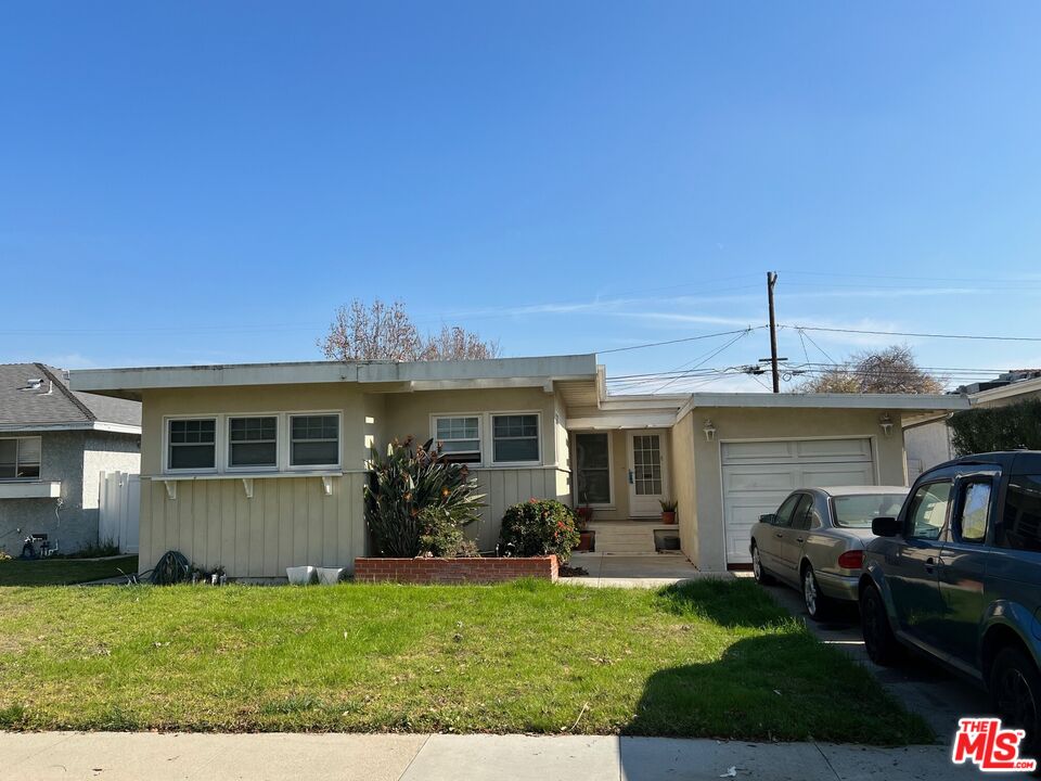 3518 Faust Ave