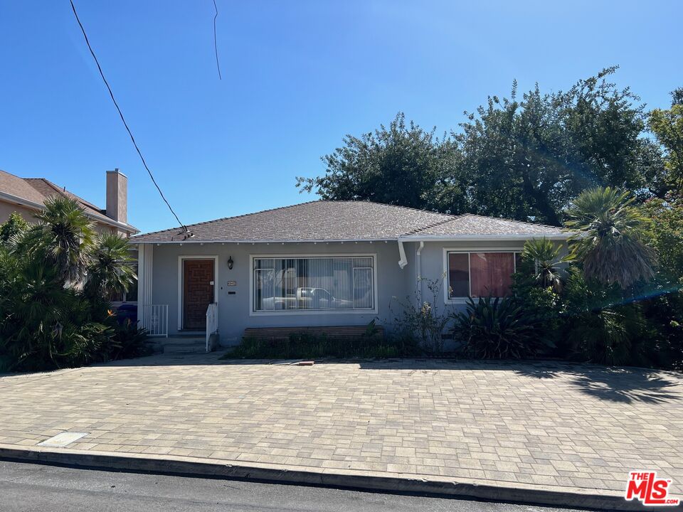 6942 Day St
