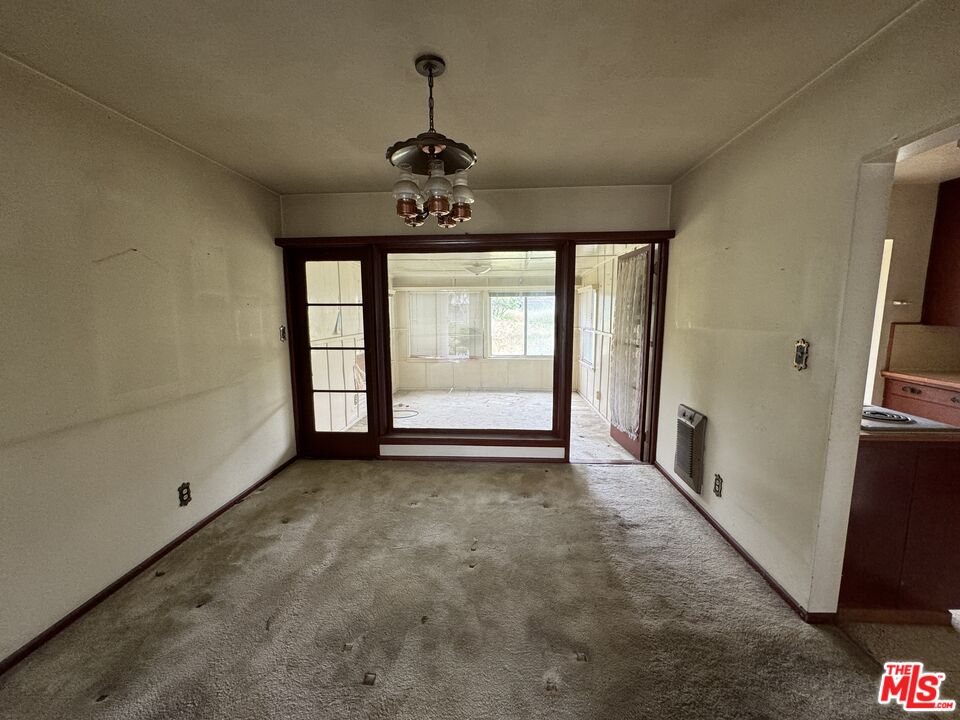 204 E Avenida De La Merced