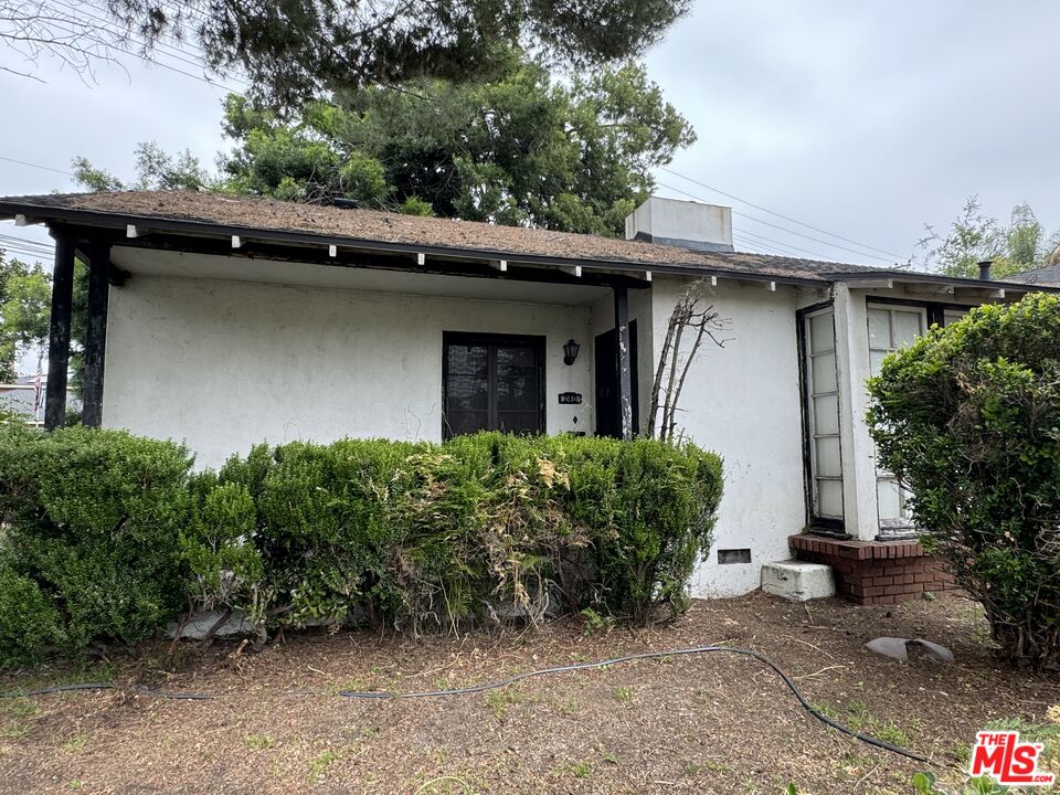 241 N San Marino Ave