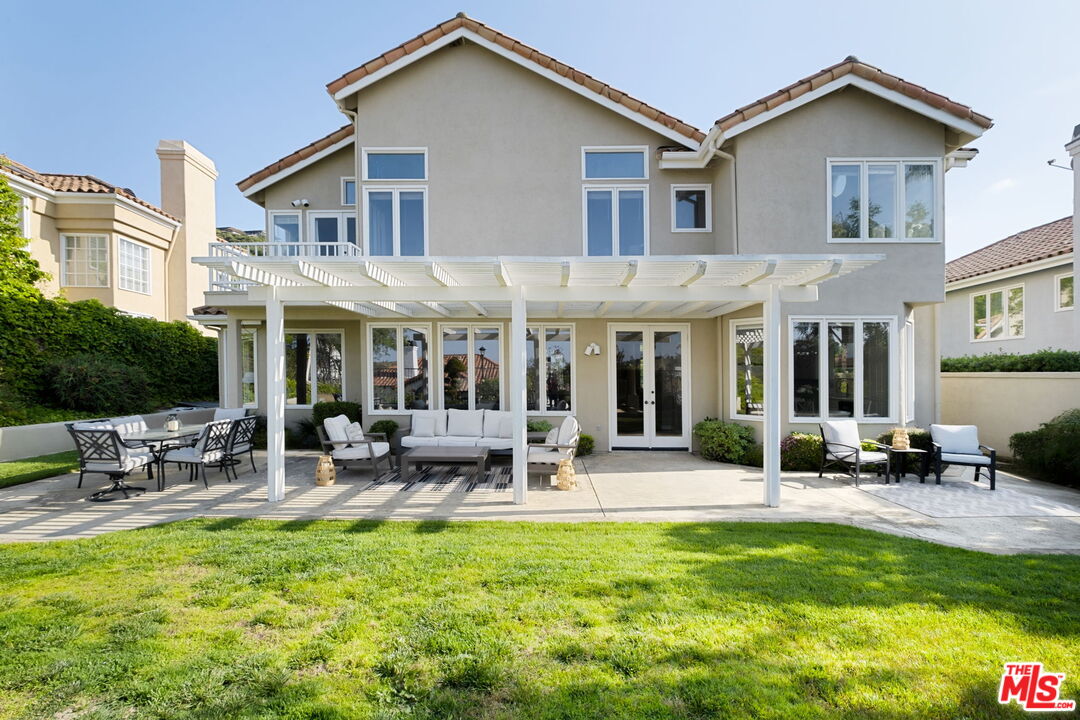 3728 Camino Codorniz