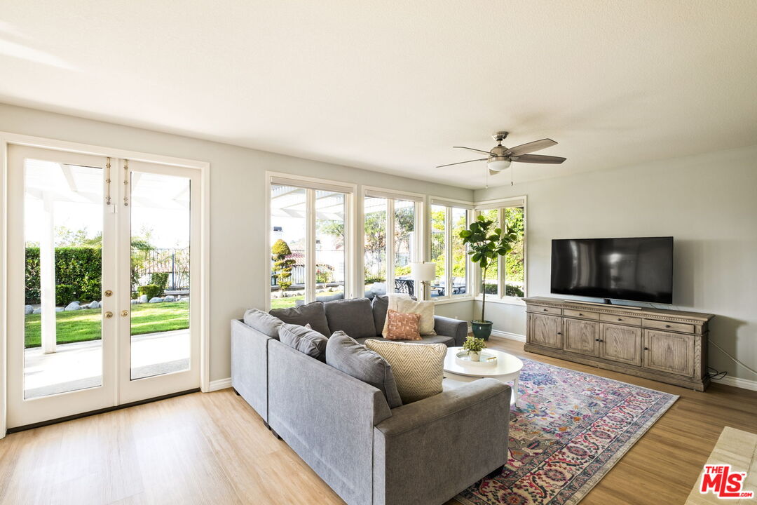 3728 Camino Codorniz