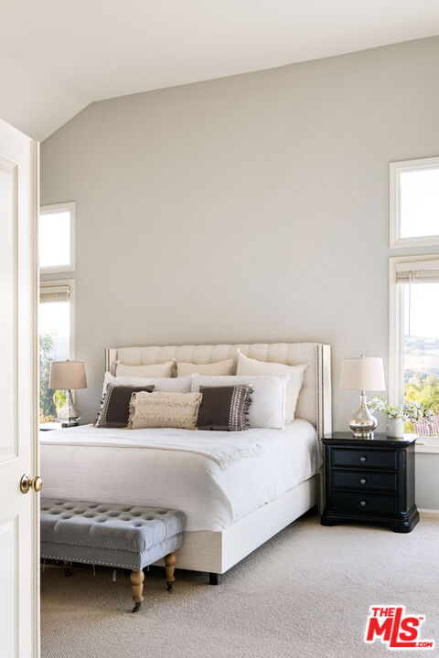 3728 Camino Codorniz