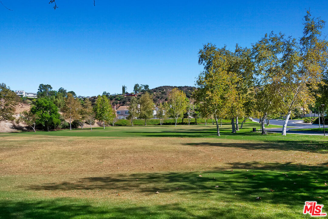 3728 Camino Codorniz