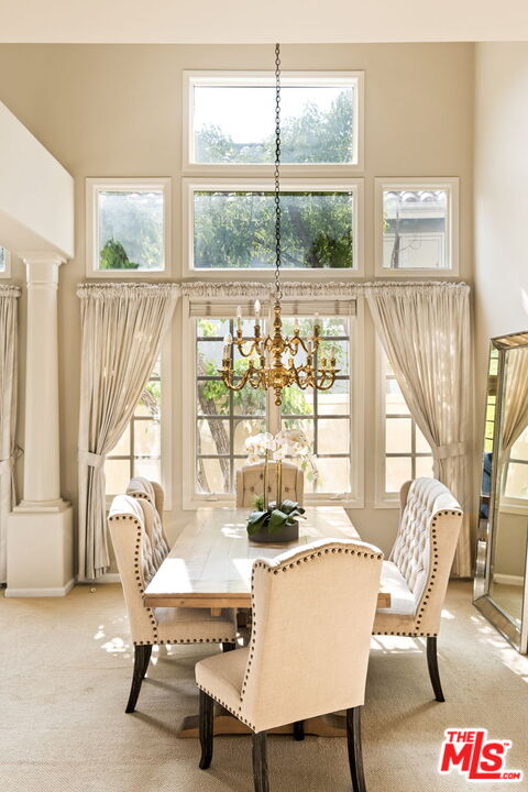 3728 Camino Codorniz