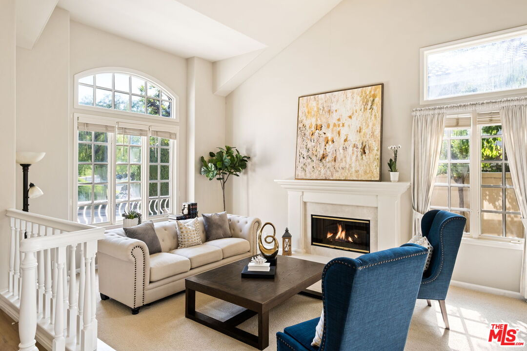 3728 Camino Codorniz