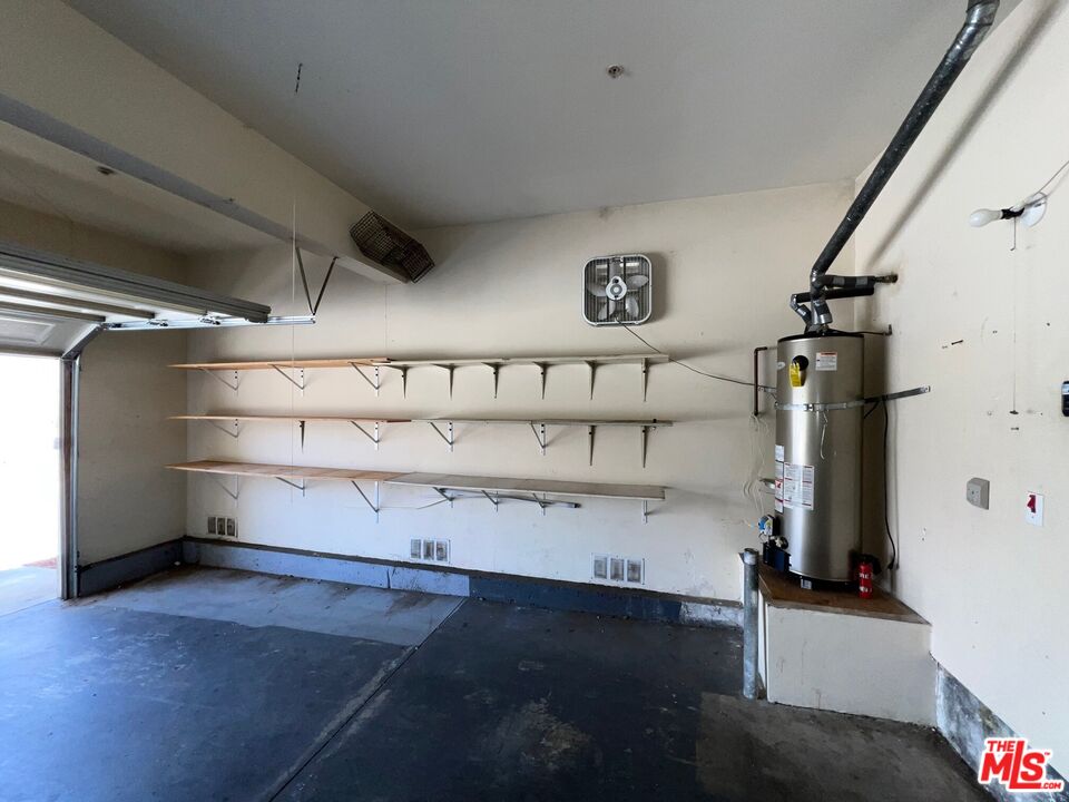 20840 Community St Unit: 13