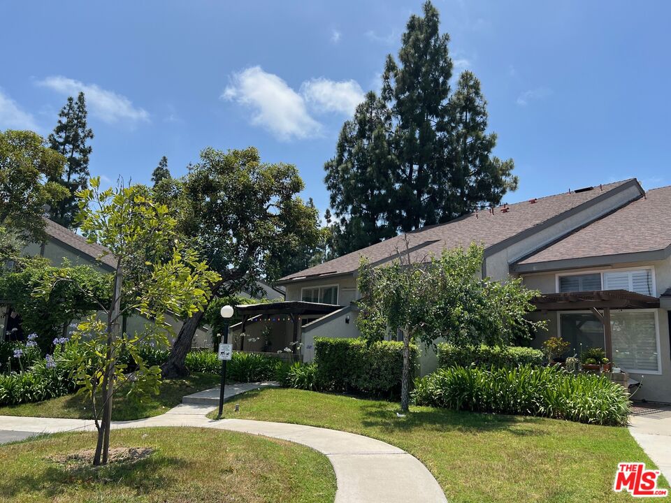 21301 Norwalk Blvd Unit: 98