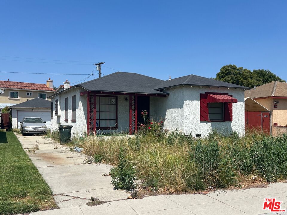 4109 Josephine St