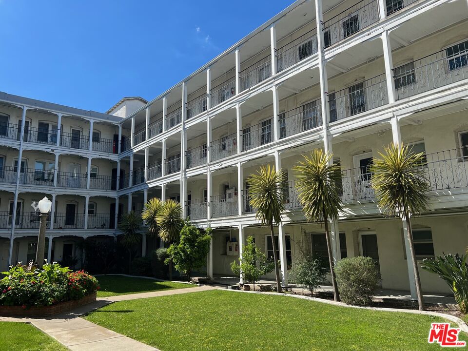 4125 S Figueroa St Unit: 418