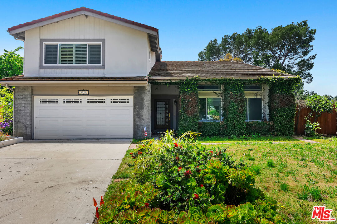 2910 Mountain Pine Dr