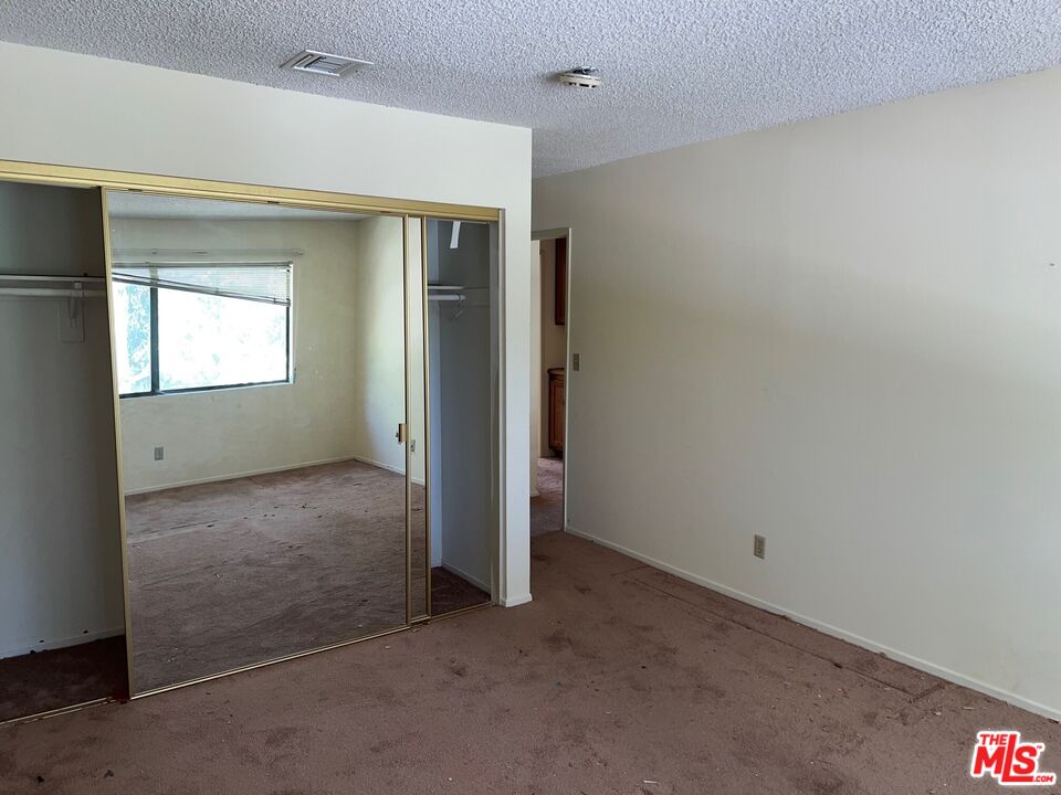 11125 Carleen Ct