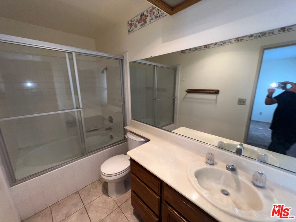 11125 Carleen Ct