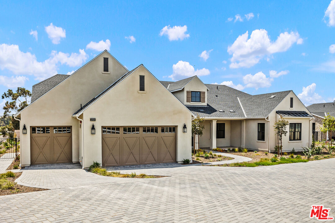 2535 Ivy Rd